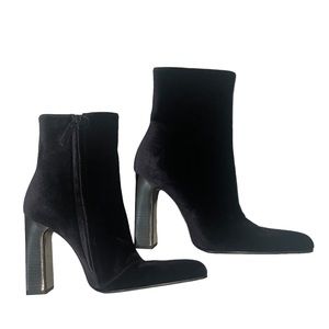 NWOB Authentic Balenciaga Velvet Pointed Toe Boots